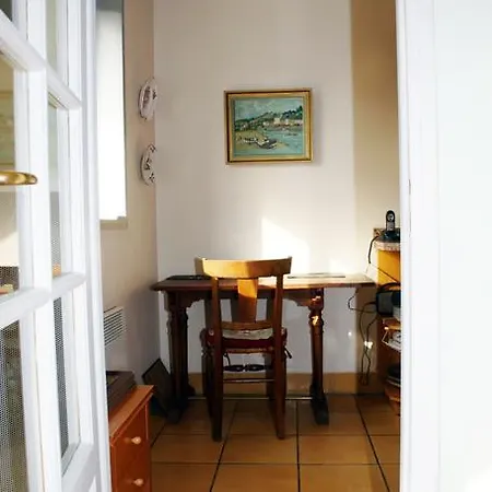 Boileau - 6 Adults Apartment Paris